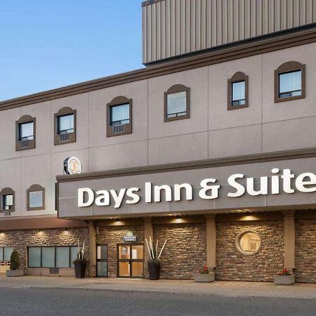 Days Inn & Suites By Wyndham Sault Ste. Marie On Dış mekan fotoğraf