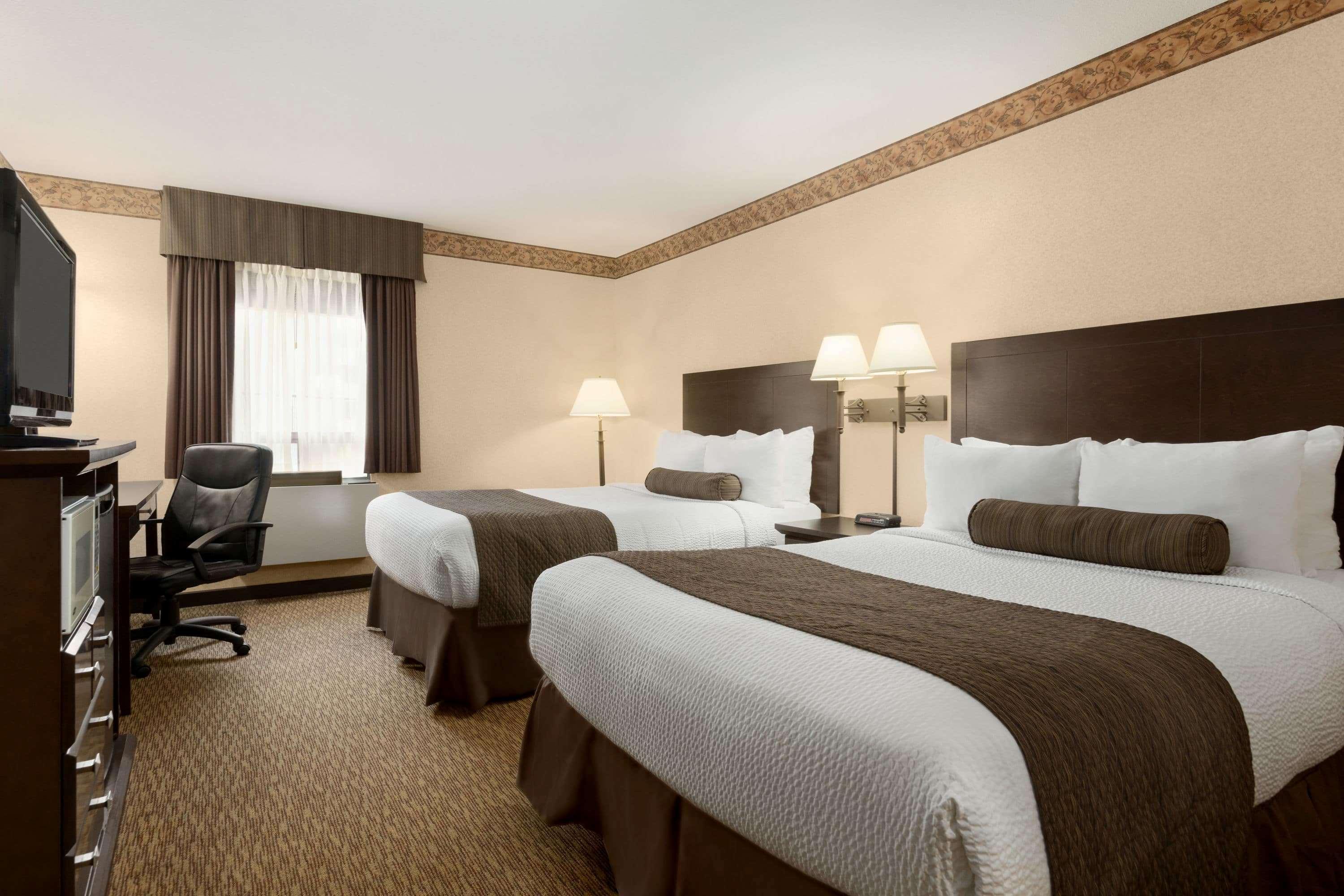 Days Inn & Suites By Wyndham Sault Ste. Marie On Dış mekan fotoğraf