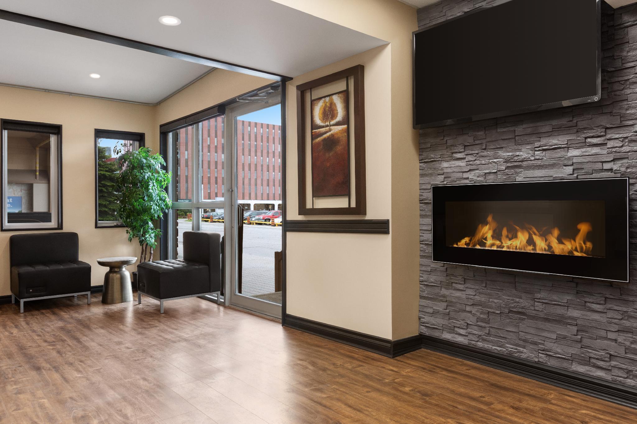 Days Inn & Suites By Wyndham Sault Ste. Marie On Dış mekan fotoğraf