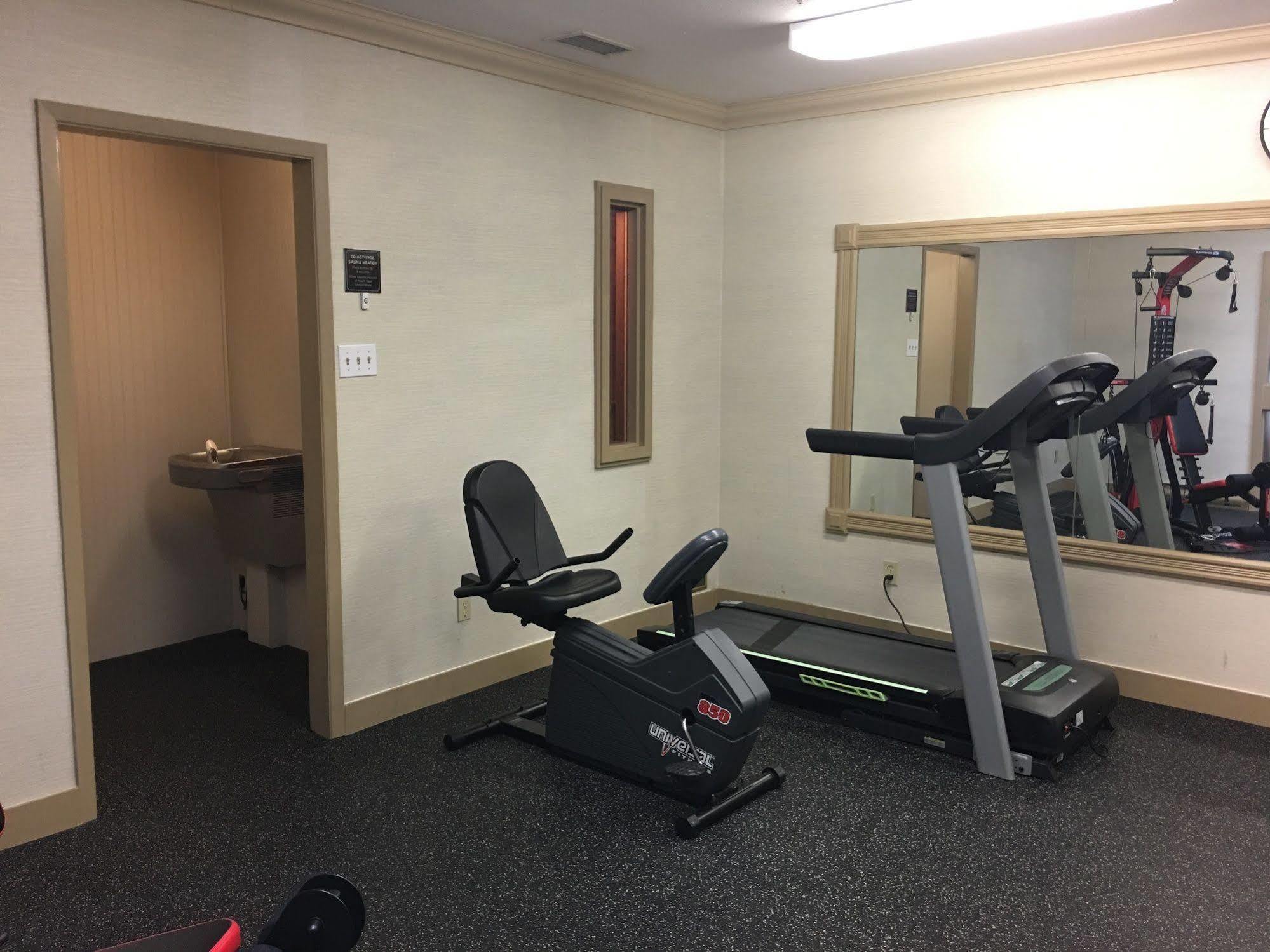 Days Inn & Suites By Wyndham Sault Ste. Marie On Dış mekan fotoğraf