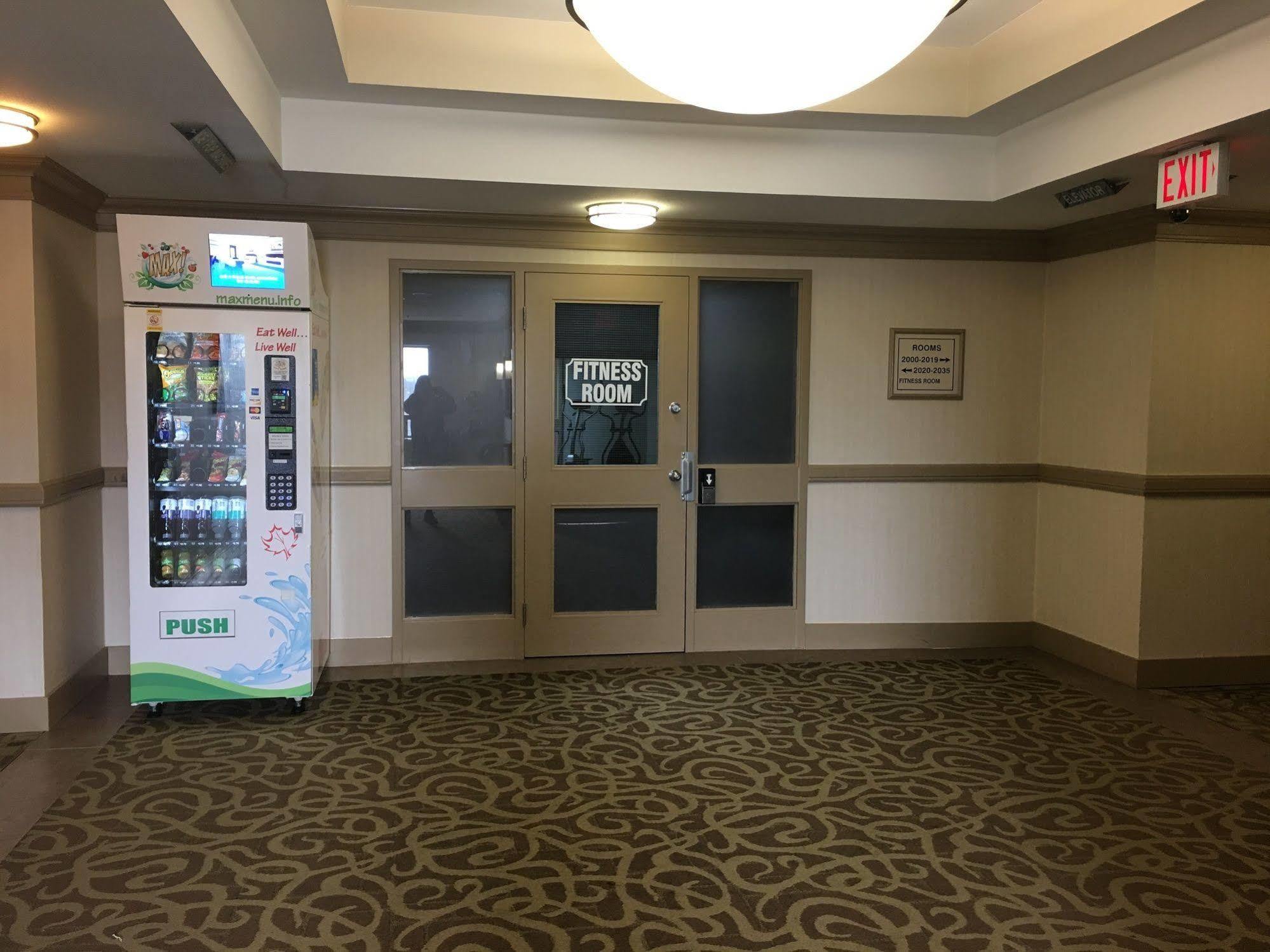 Days Inn & Suites By Wyndham Sault Ste. Marie On Dış mekan fotoğraf
